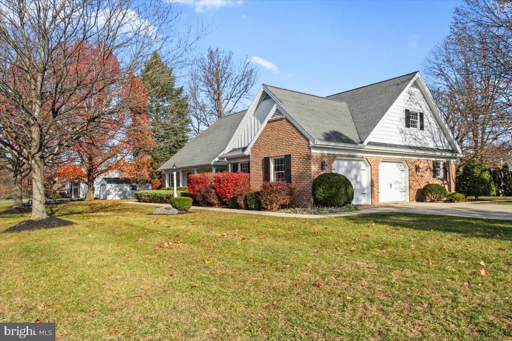 254 Crooked Ln