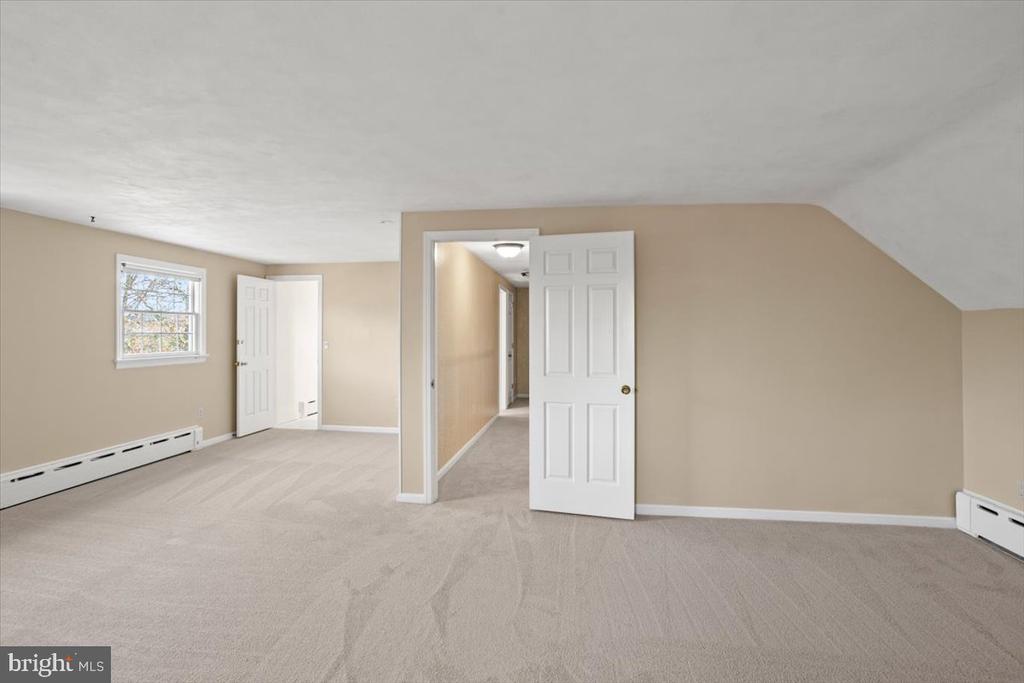 254 Crooked Ln