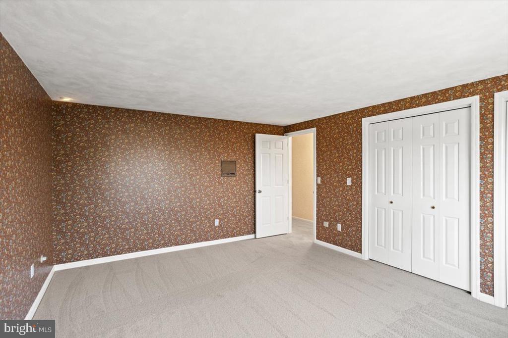 254 Crooked Ln