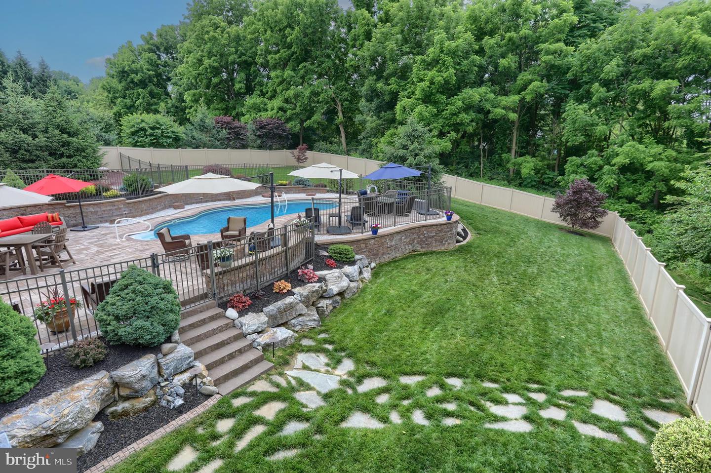 262 N Zinns Mill Rd