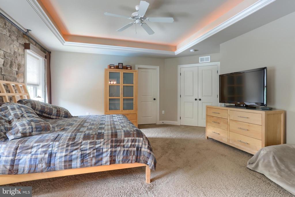 262 N Zinns Mill Rd