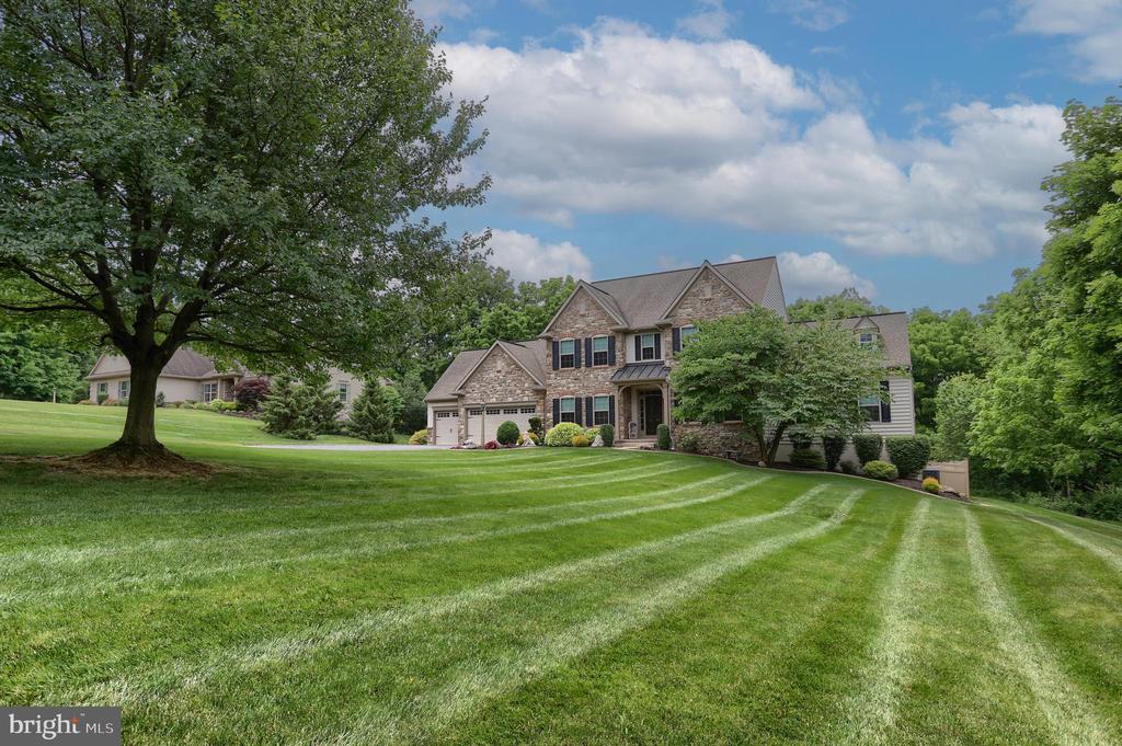 262 N Zinns Mill Rd