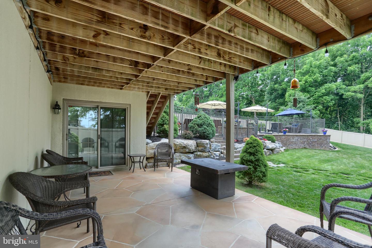 262 N Zinns Mill Rd