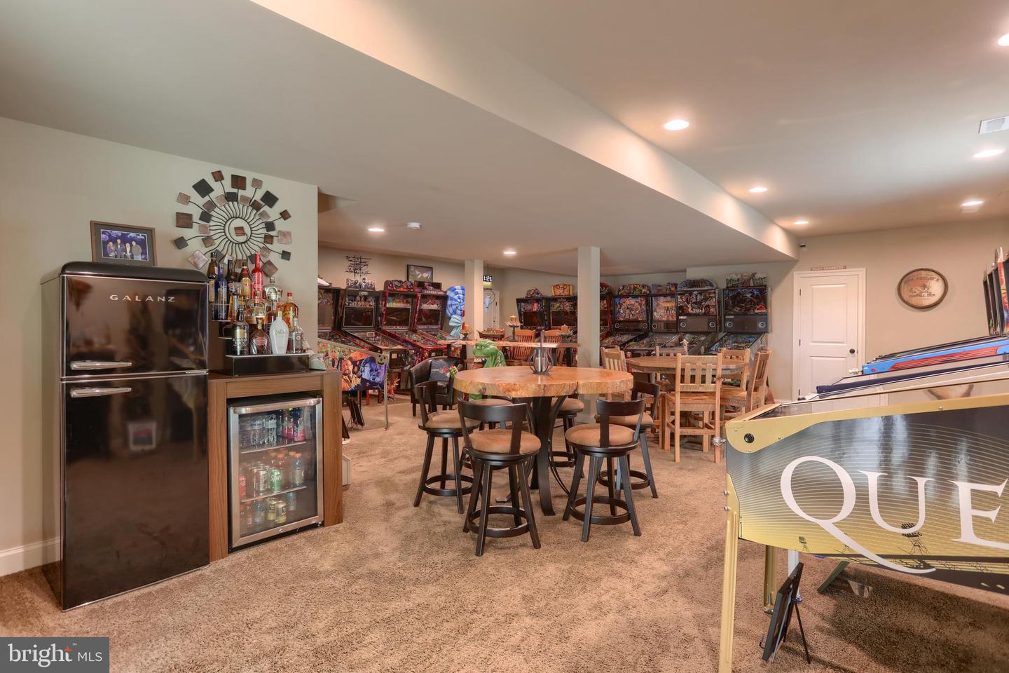 262 N Zinns Mill Rd