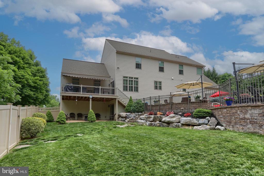 262 N Zinns Mill Rd
