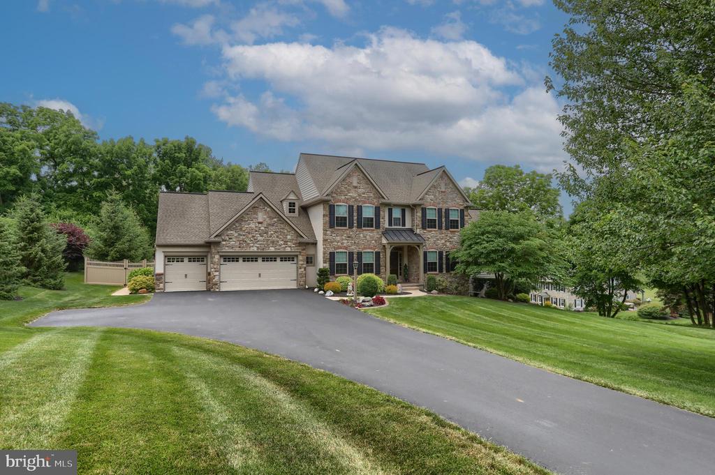 262 N Zinns Mill Rd