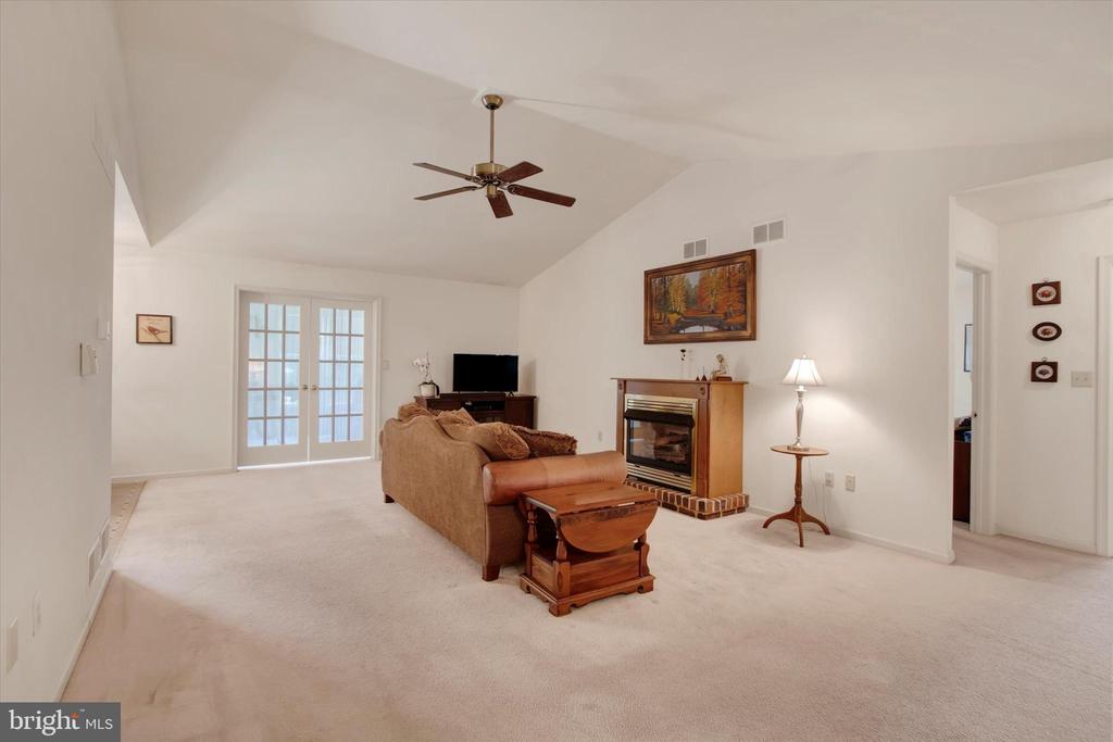 14 LAKEVIEW DRIVE