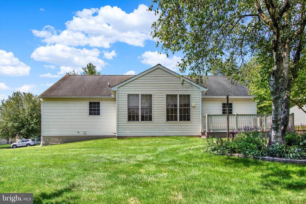 14 LAKEVIEW DRIVE