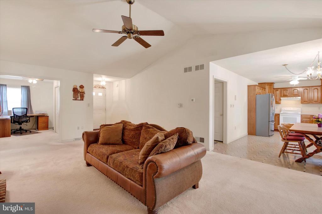 14 LAKEVIEW DRIVE