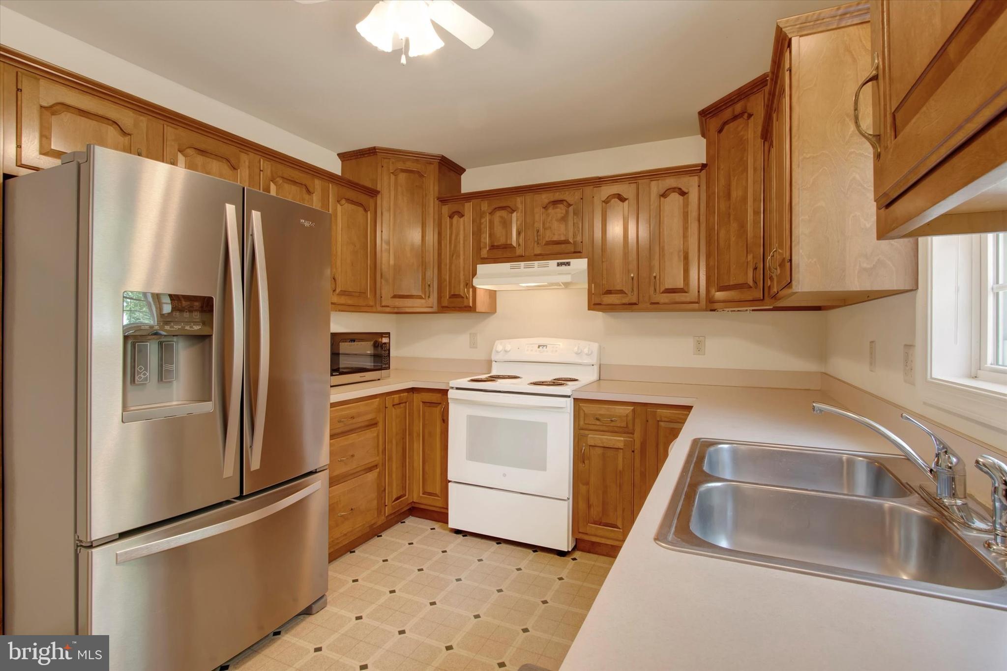 14 LAKEVIEW DRIVE