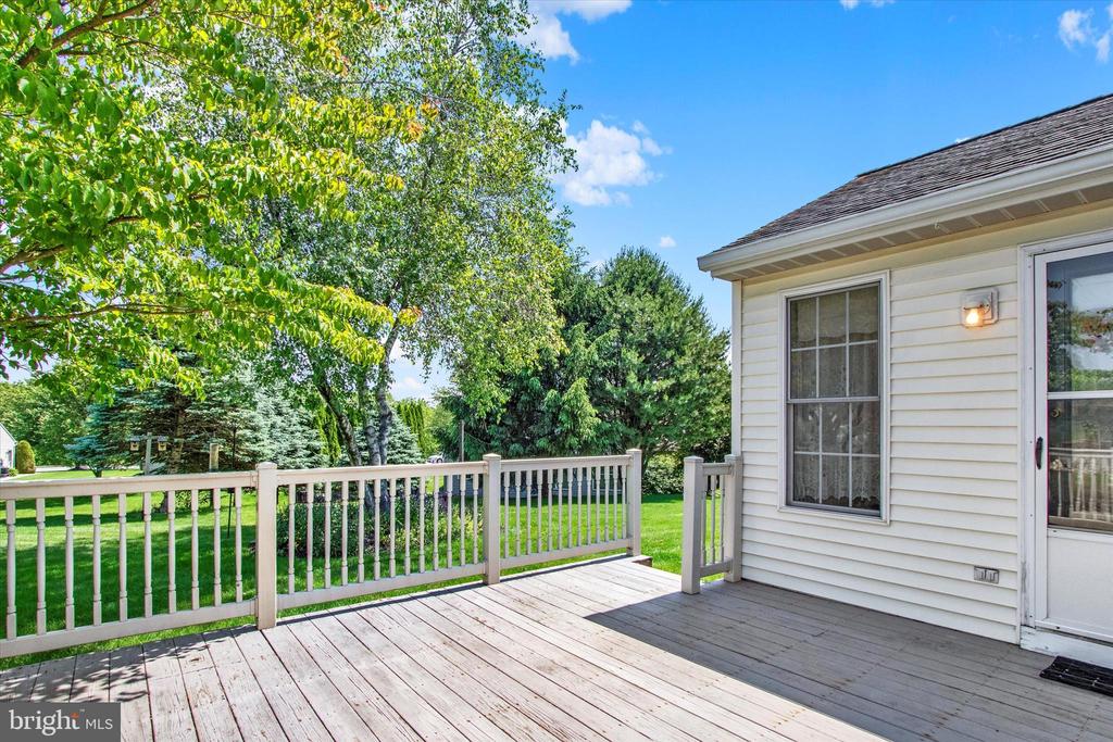 14 LAKEVIEW DRIVE