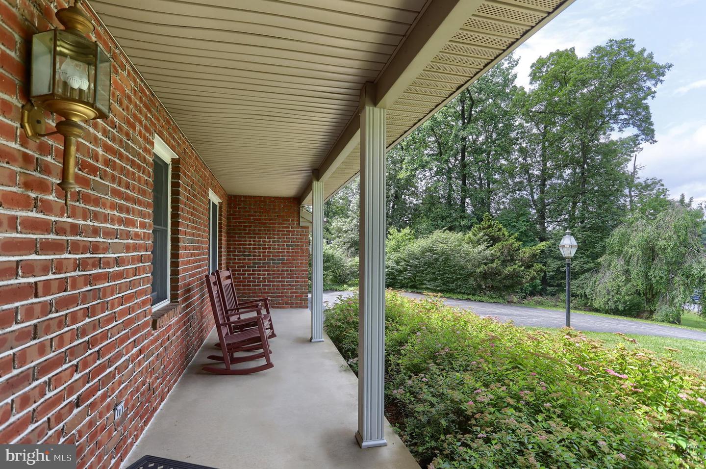 1382 Jessica Dr