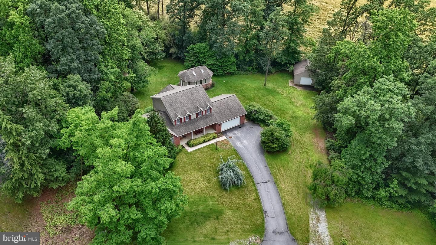 1382 Jessica Dr