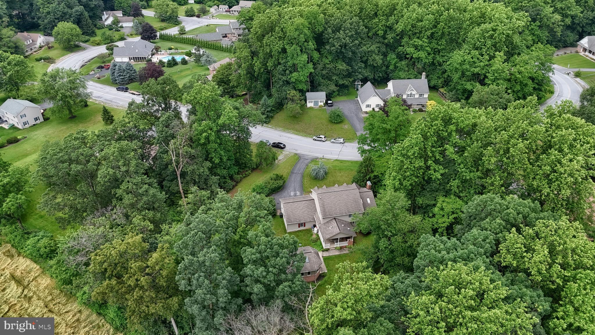 1382 Jessica Dr