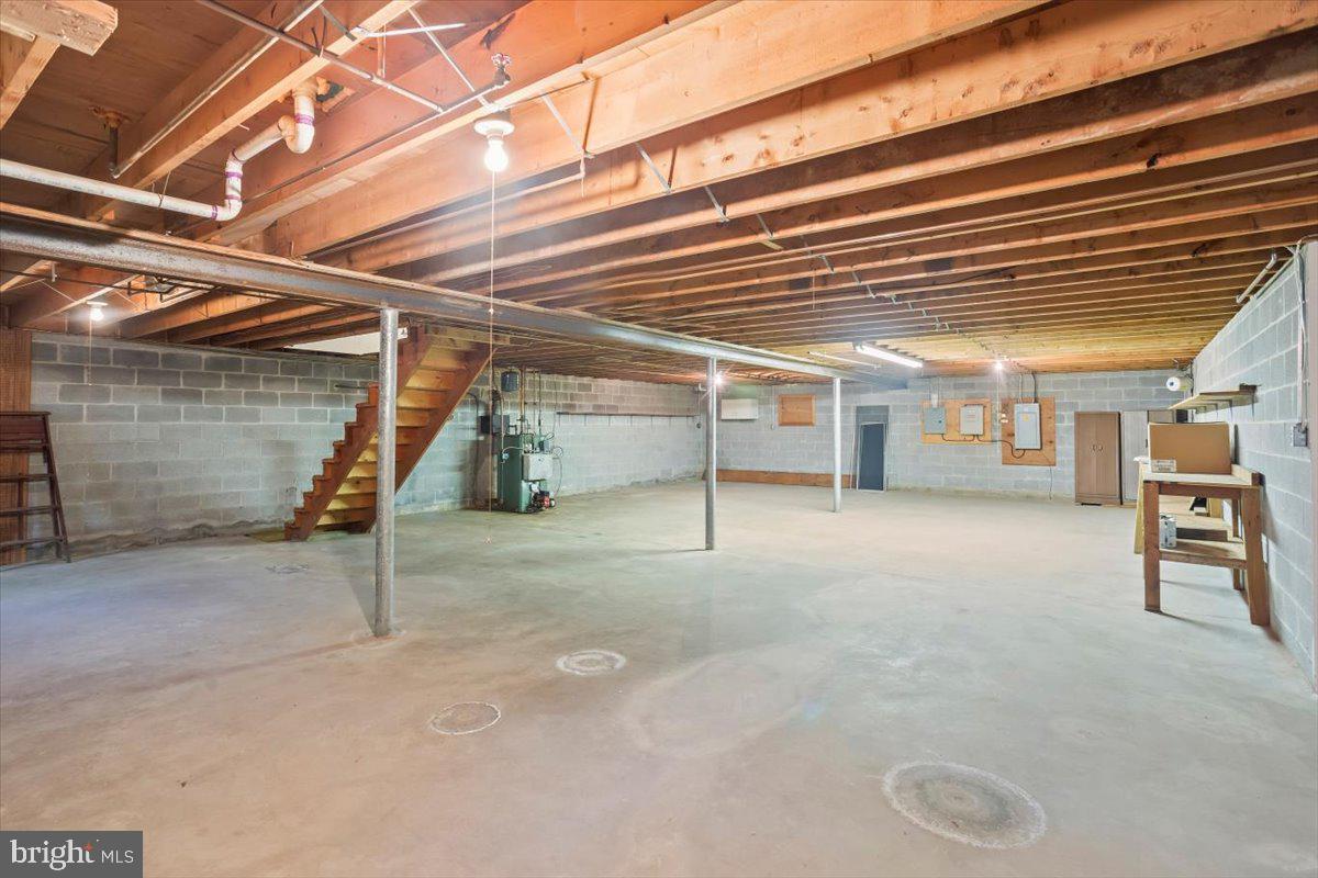 1023 Cornwall Rd