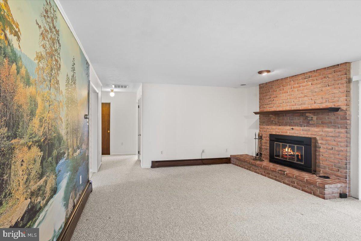 1023 Cornwall Rd