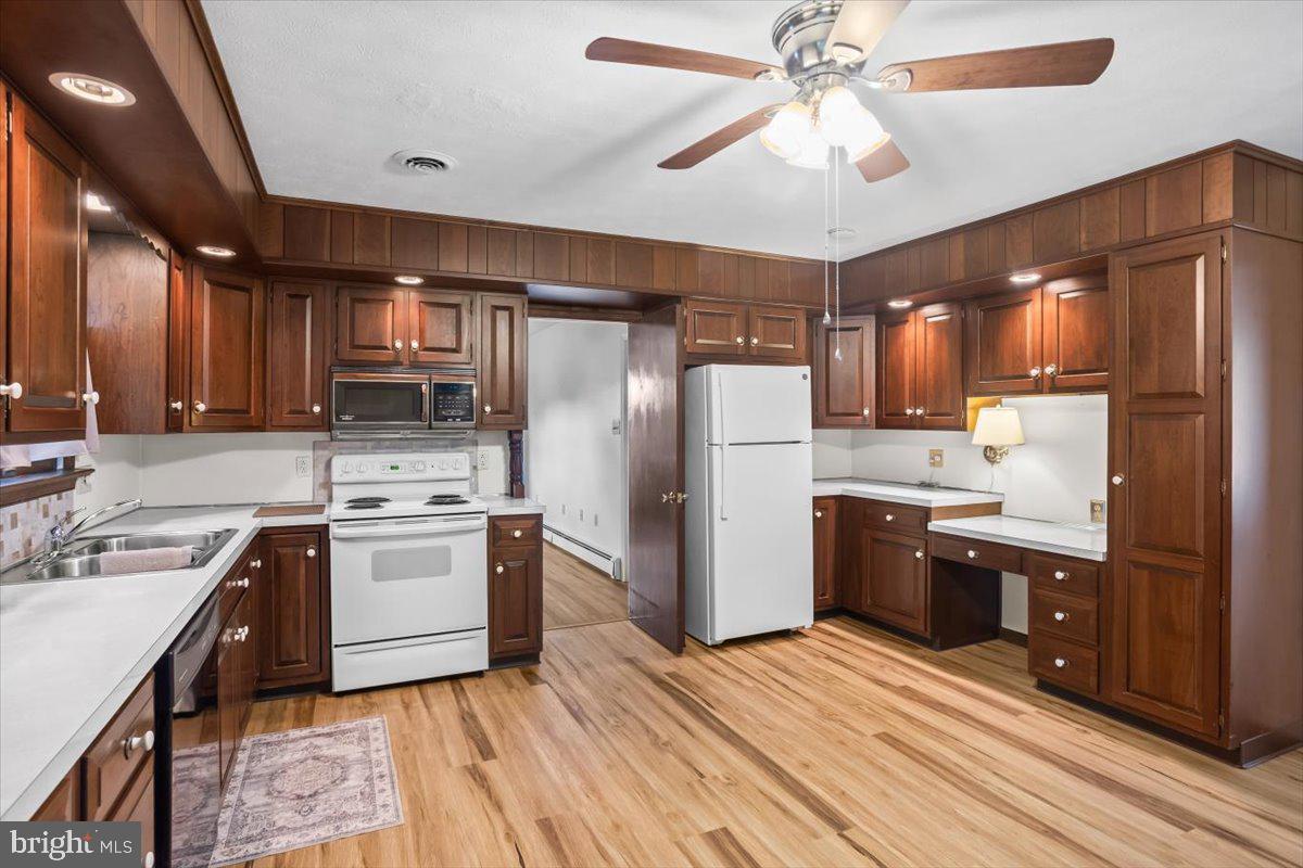 1023 Cornwall Rd