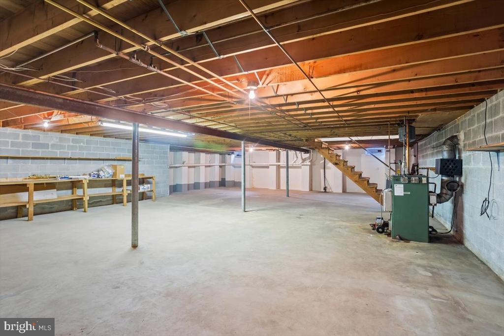 1023 Cornwall Rd