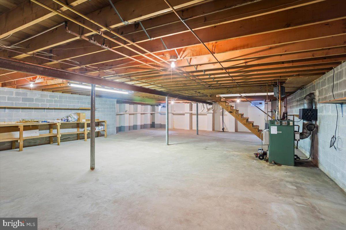 1023 Cornwall Rd