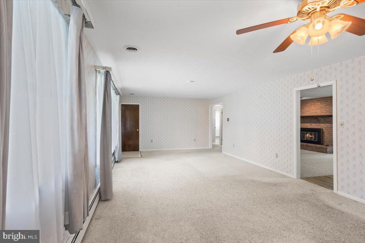 1023 Cornwall Rd