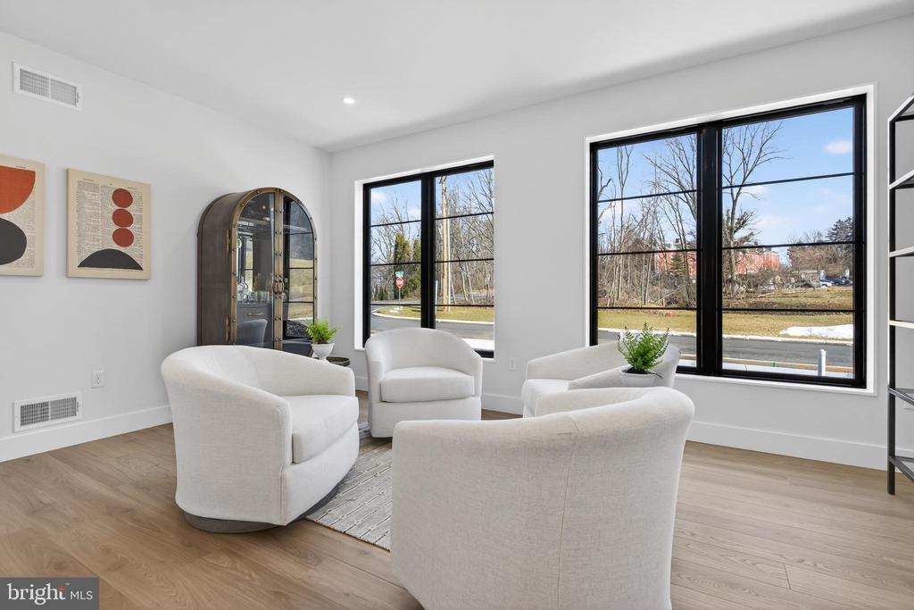 401 CANNON WAY