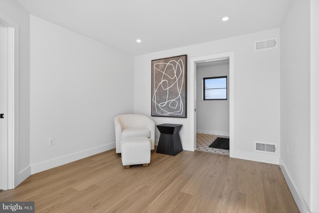 401 CANNON WAY