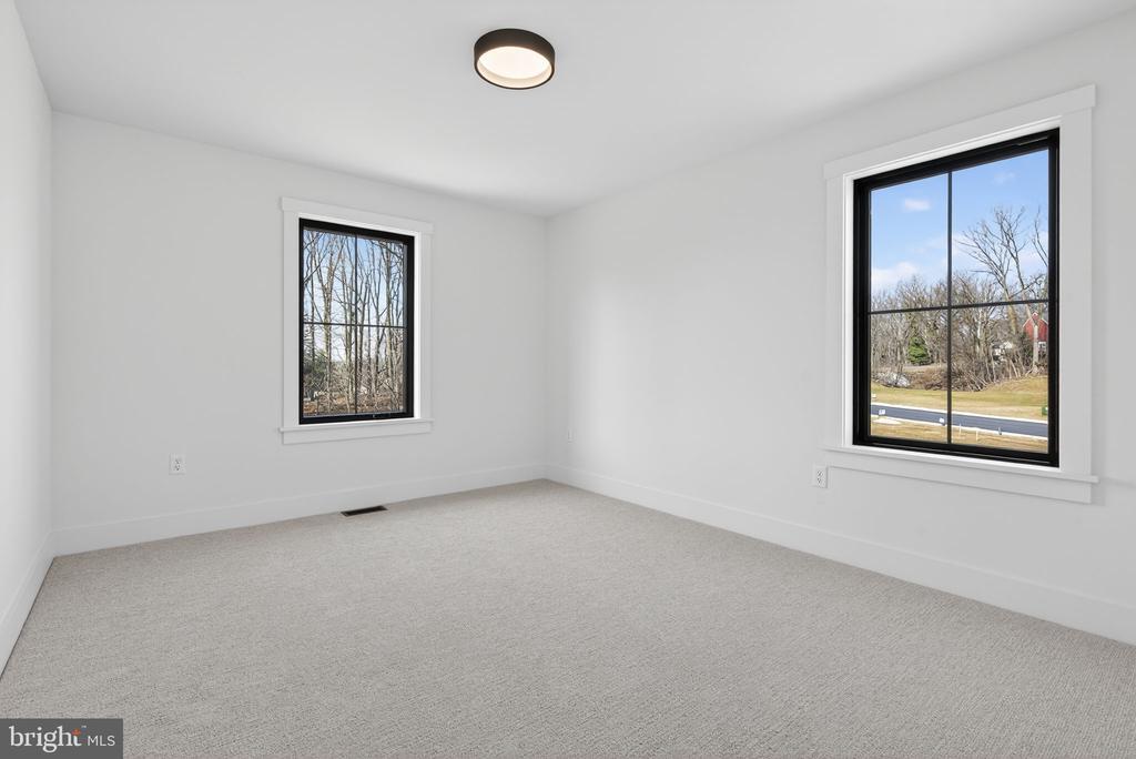 407 CANNON WAY