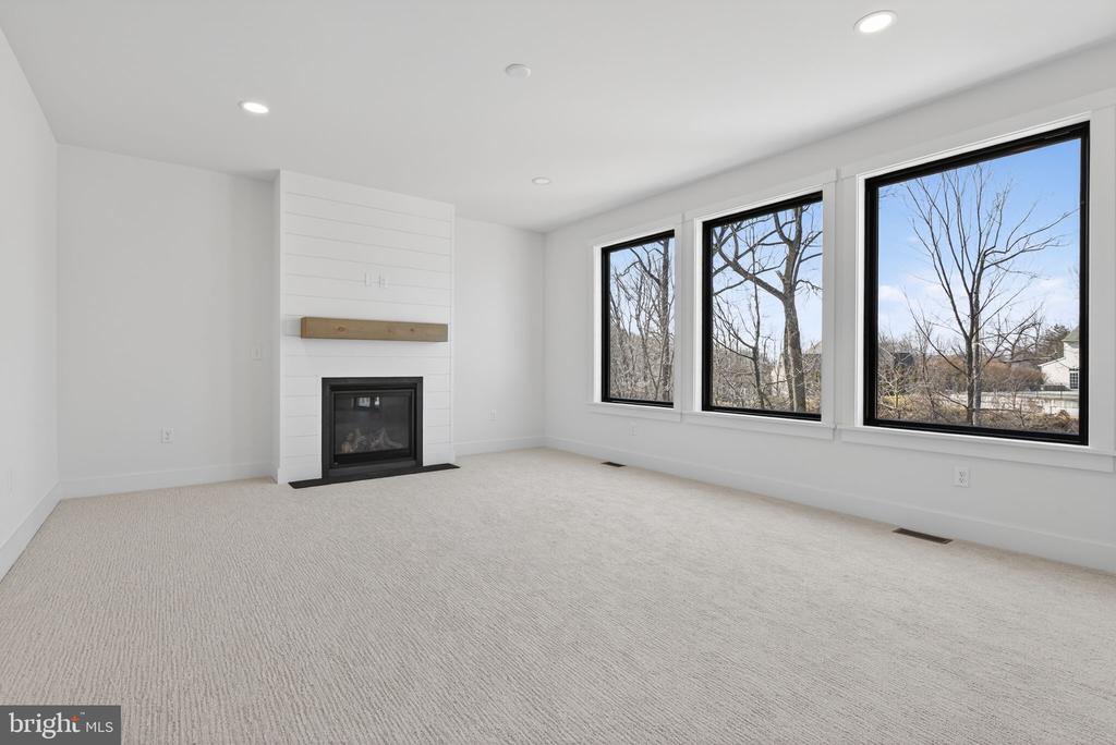 407 CANNON WAY