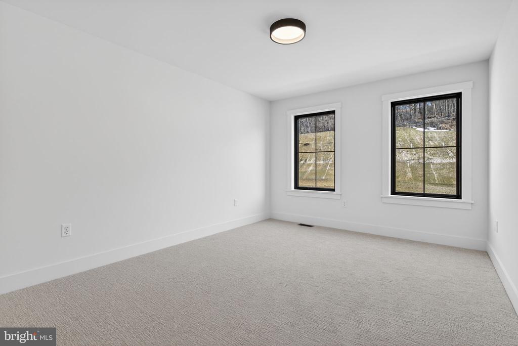 407 CANNON WAY