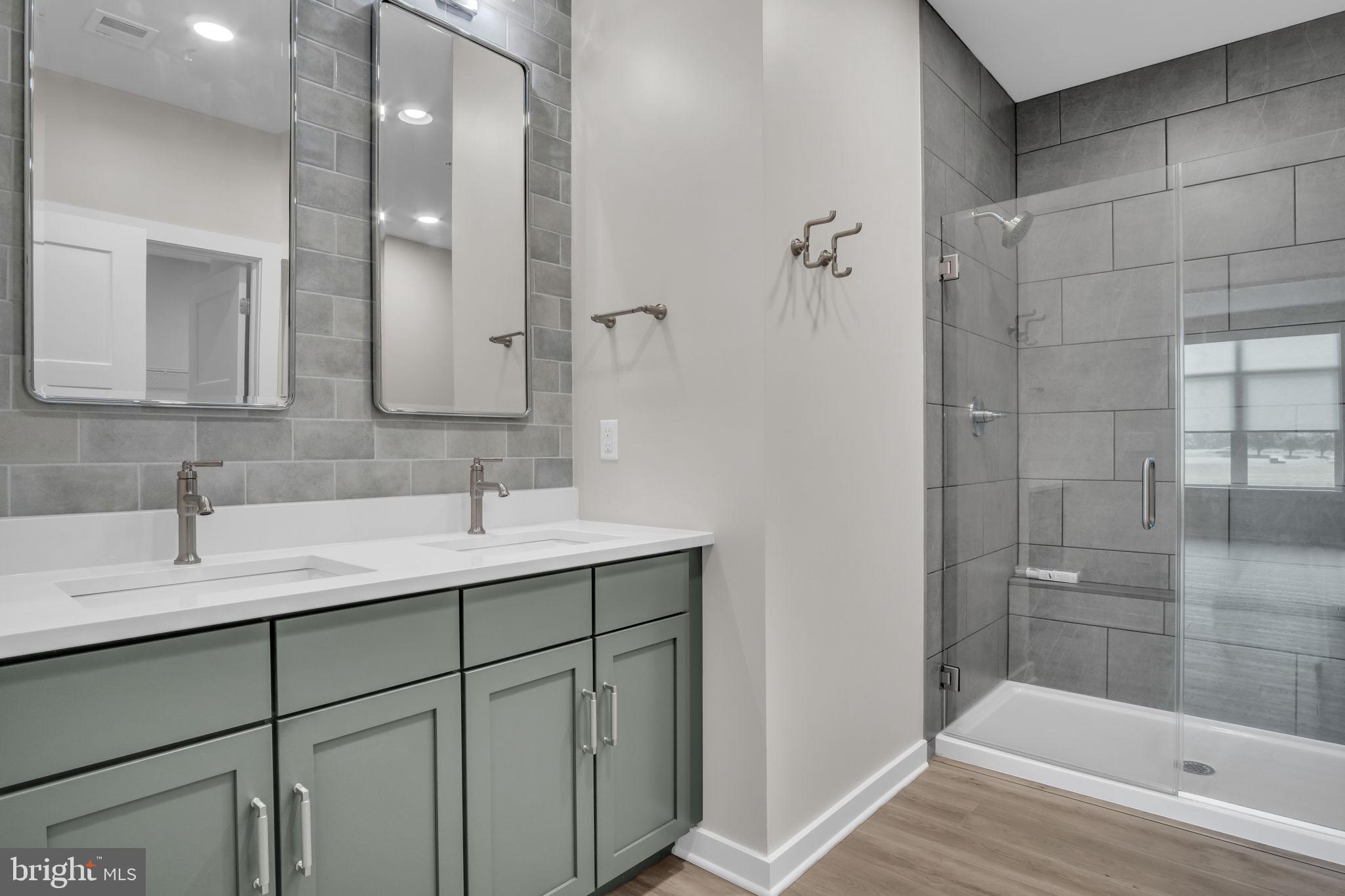117 BLACKFORD BOULEVARD 102