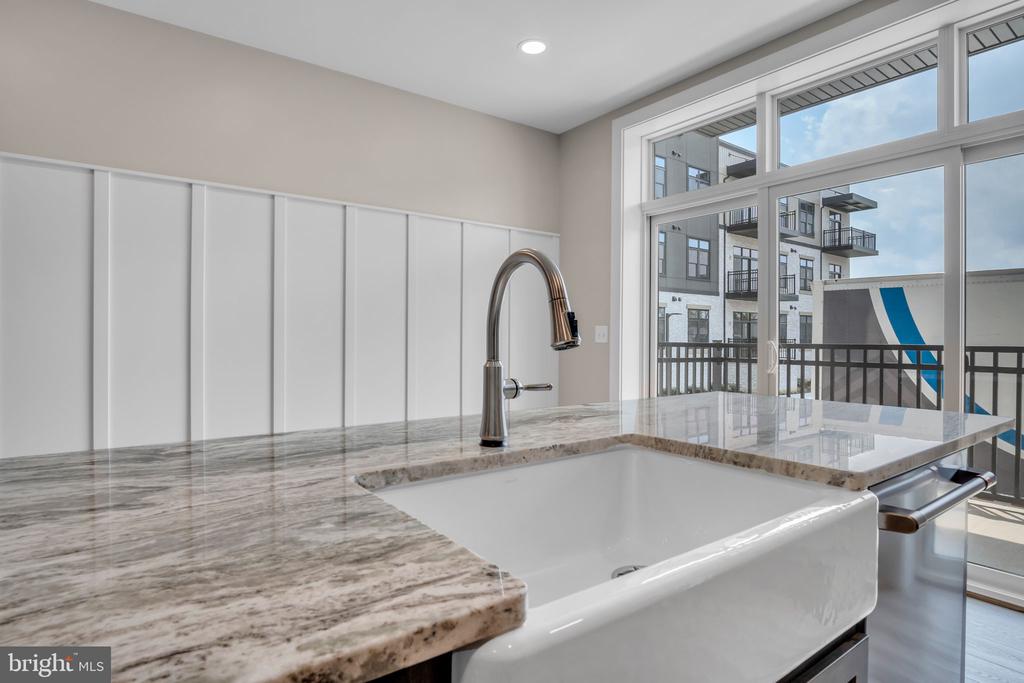 117 BLACKFORD BOULEVARD 102