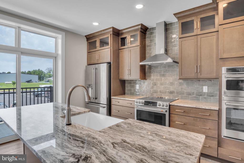 117 BLACKFORD BOULEVARD 102