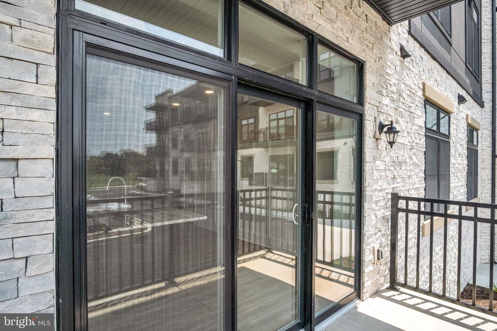 117 BLACKFORD BOULEVARD 102