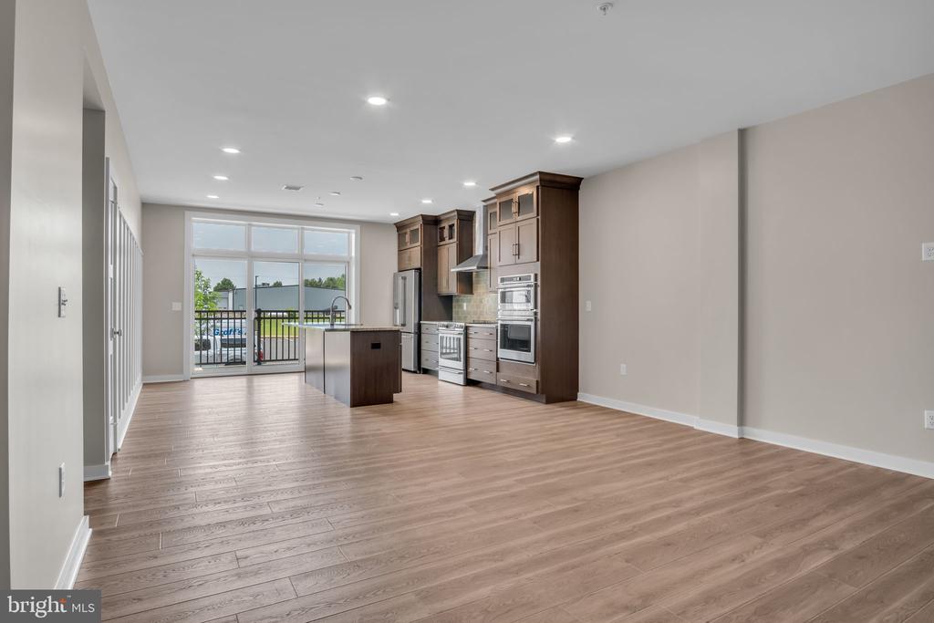 117 BLACKFORD BOULEVARD 102