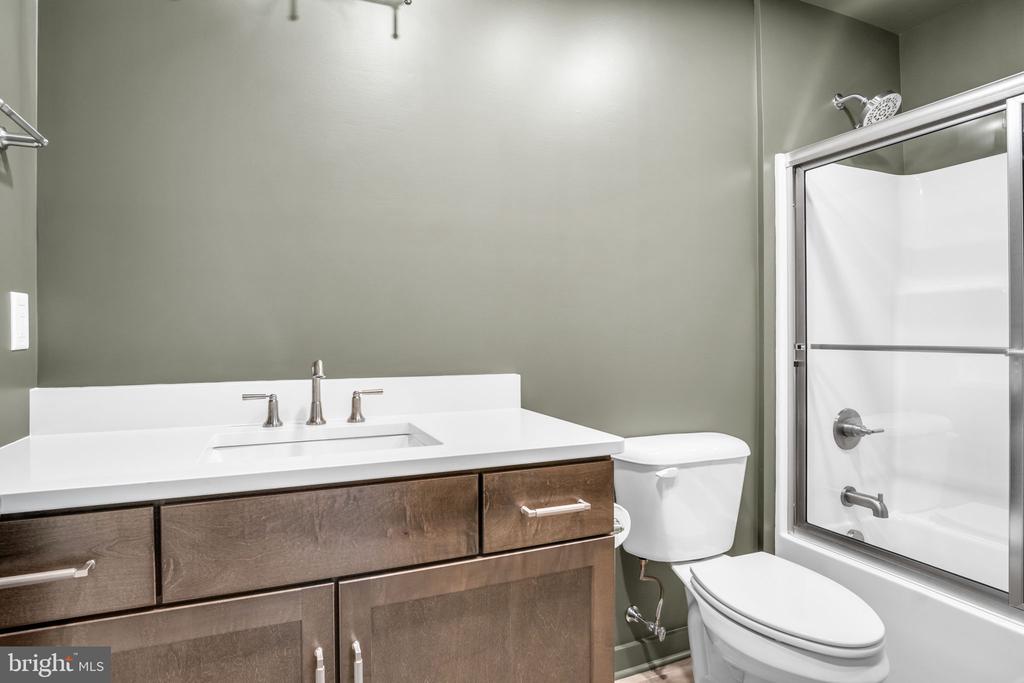 117 BLACKFORD BOULEVARD 102