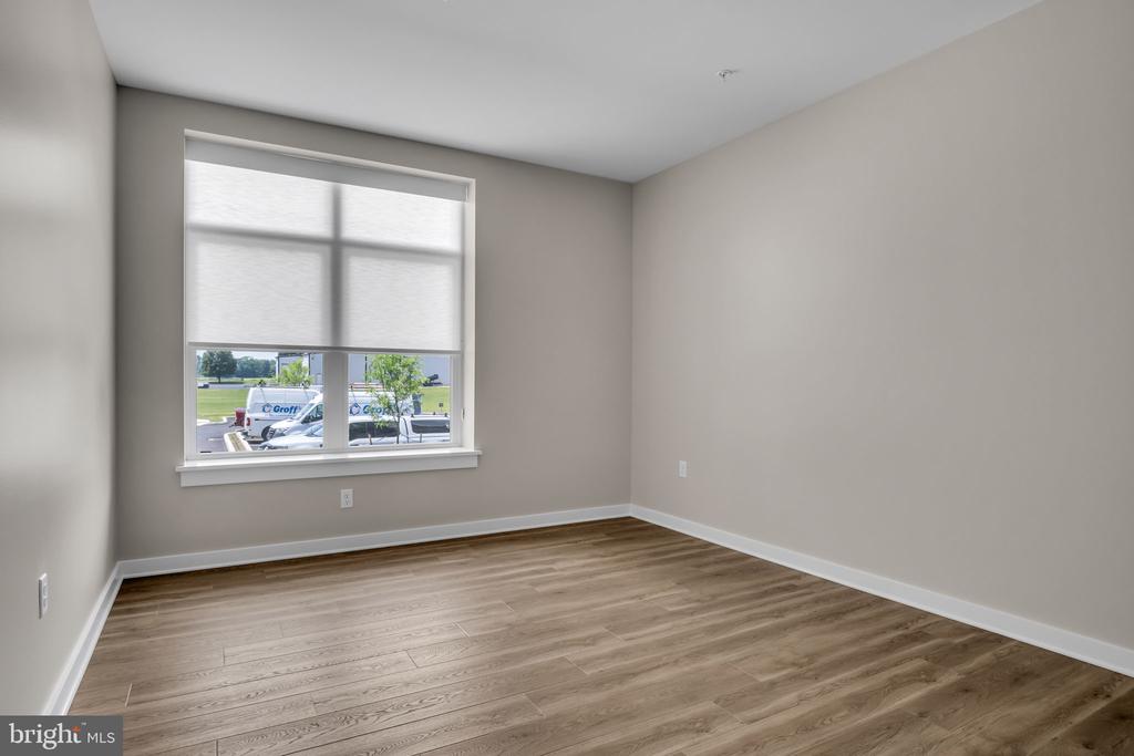 117 BLACKFORD BOULEVARD 102