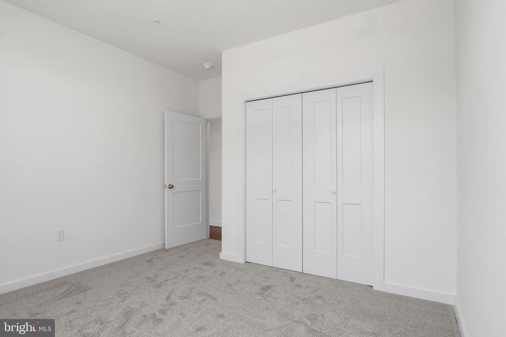 117 BLACKFORD BOULEVARD 203