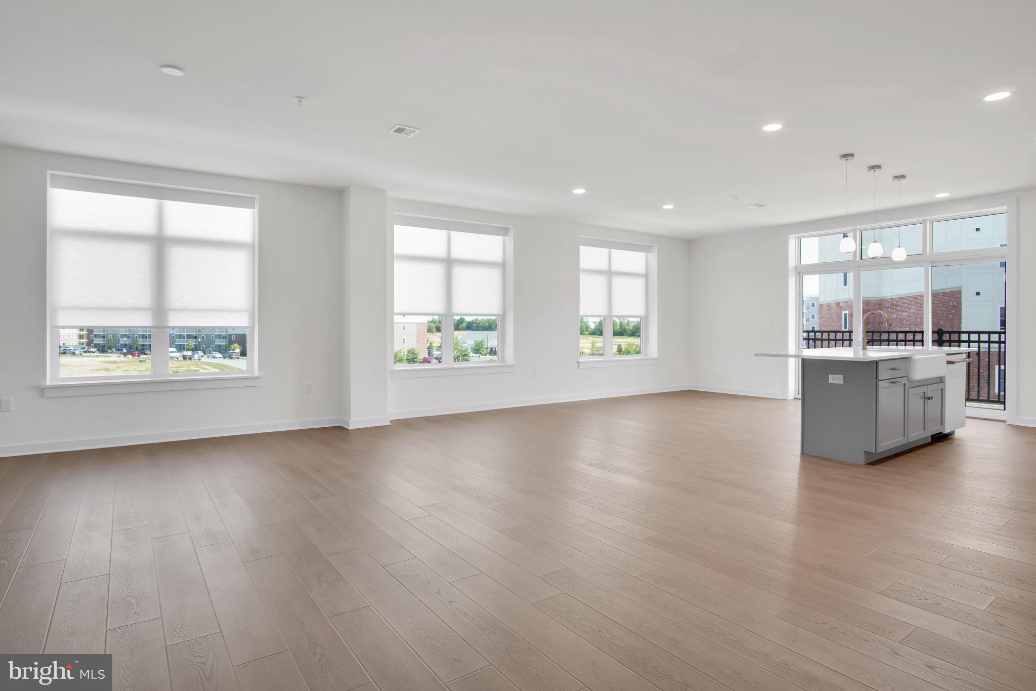 117 BLACKFORD BOULEVARD 203