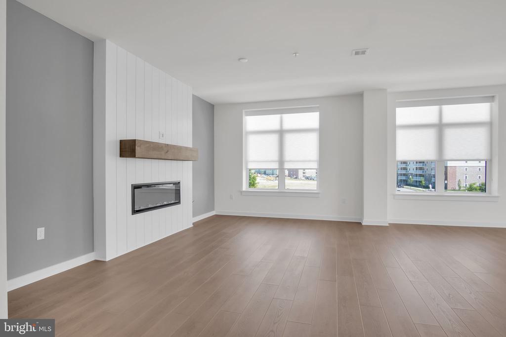 117 BLACKFORD BOULEVARD 203