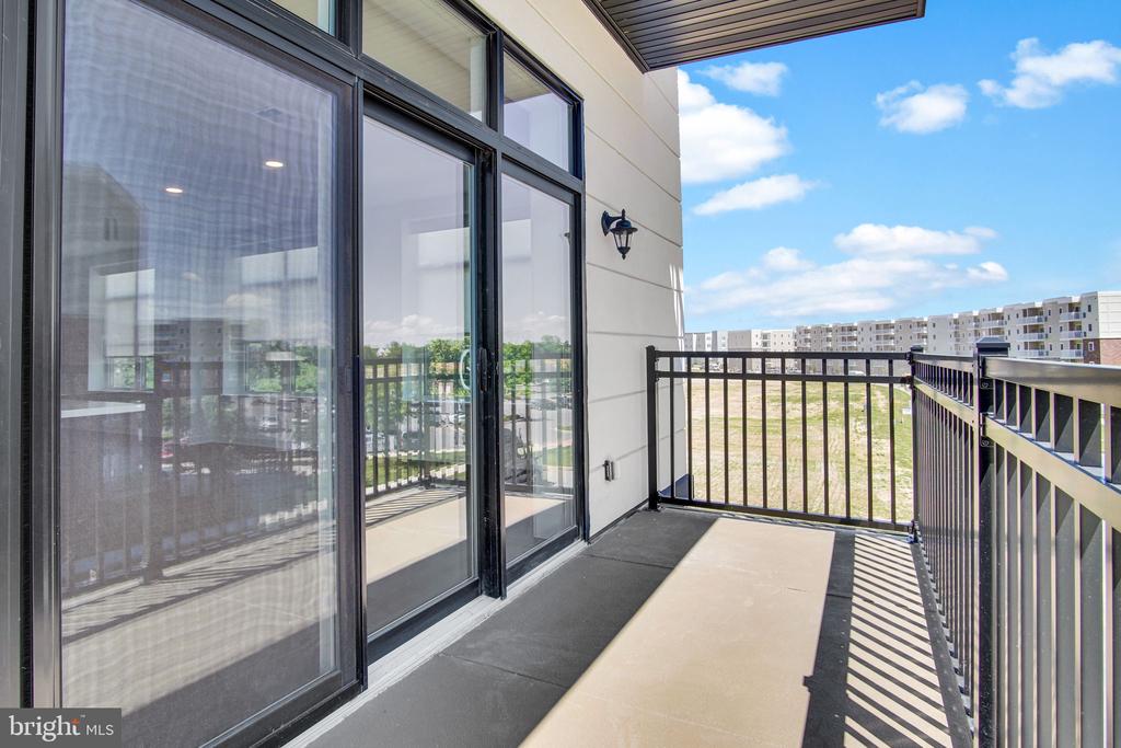 117 BLACKFORD BOULEVARD 203