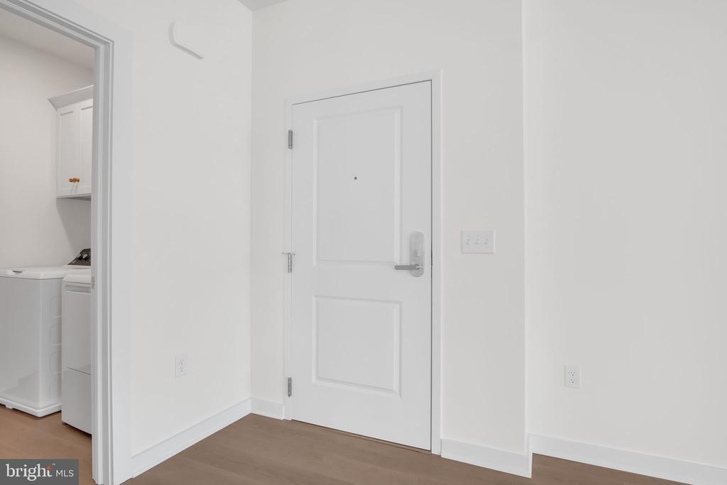 117 BLACKFORD BOULEVARD 203