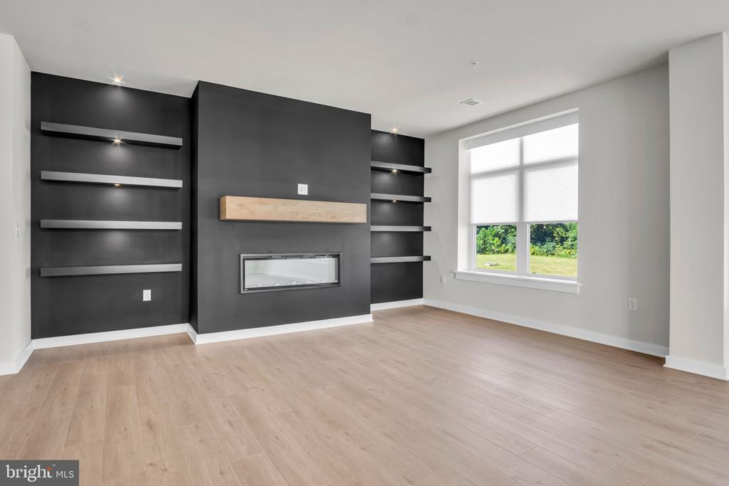 117 BLACKFORD BOULEVARD 105