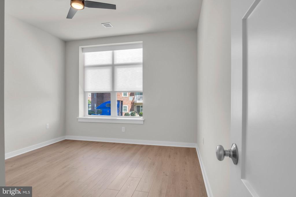 117 BLACKFORD BOULEVARD 105