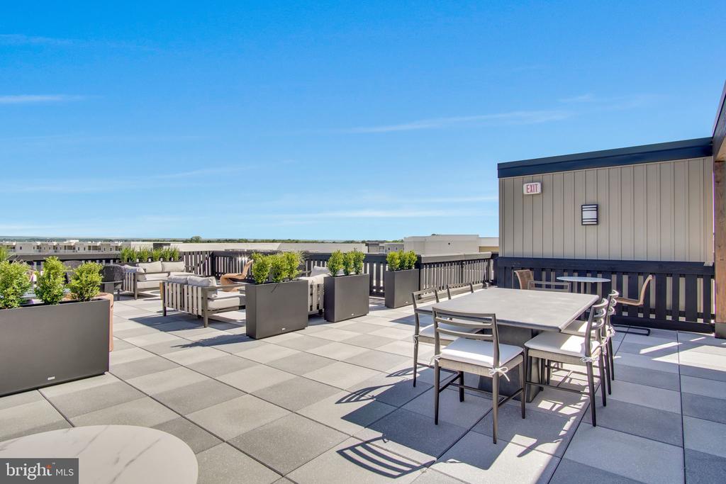 117 BLACKFORD BOULEVARD 105