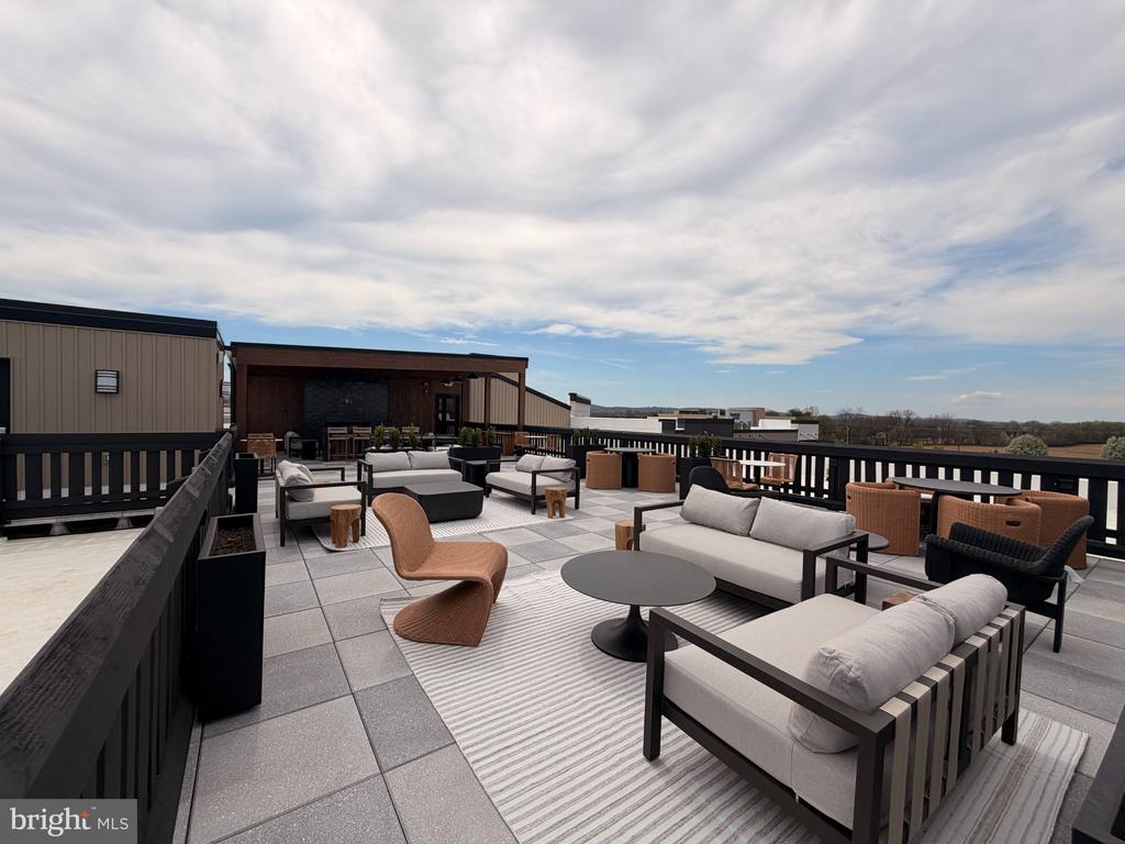 117 BLACKFORD BOULEVARD 104