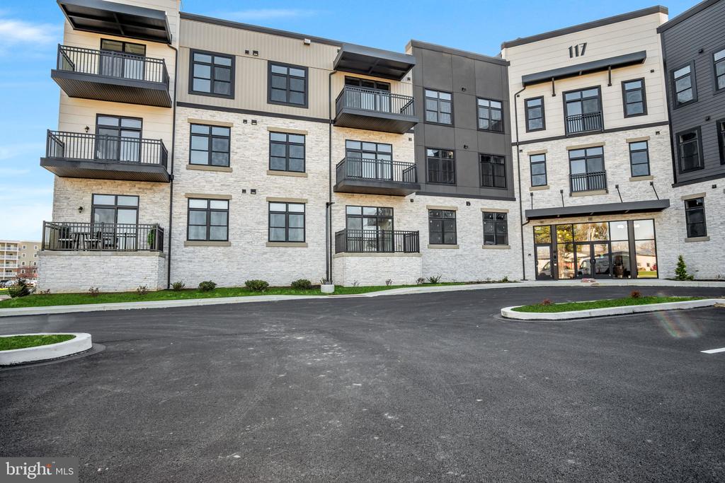 117 BLACKFORD BOULEVARD 104