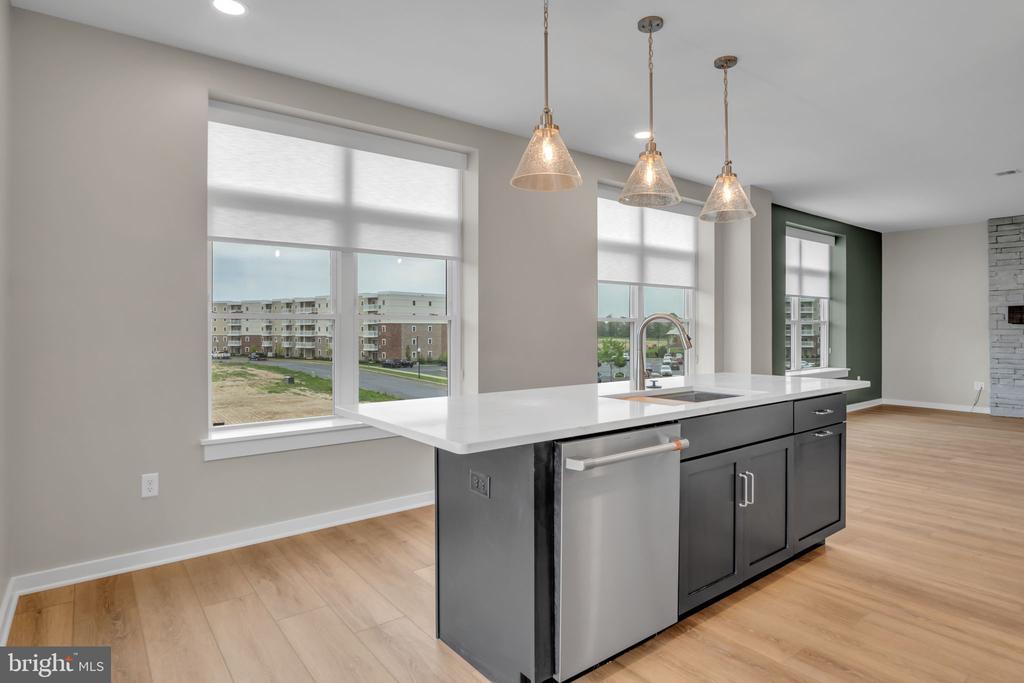 117 BLACKFORD BOULEVARD 204