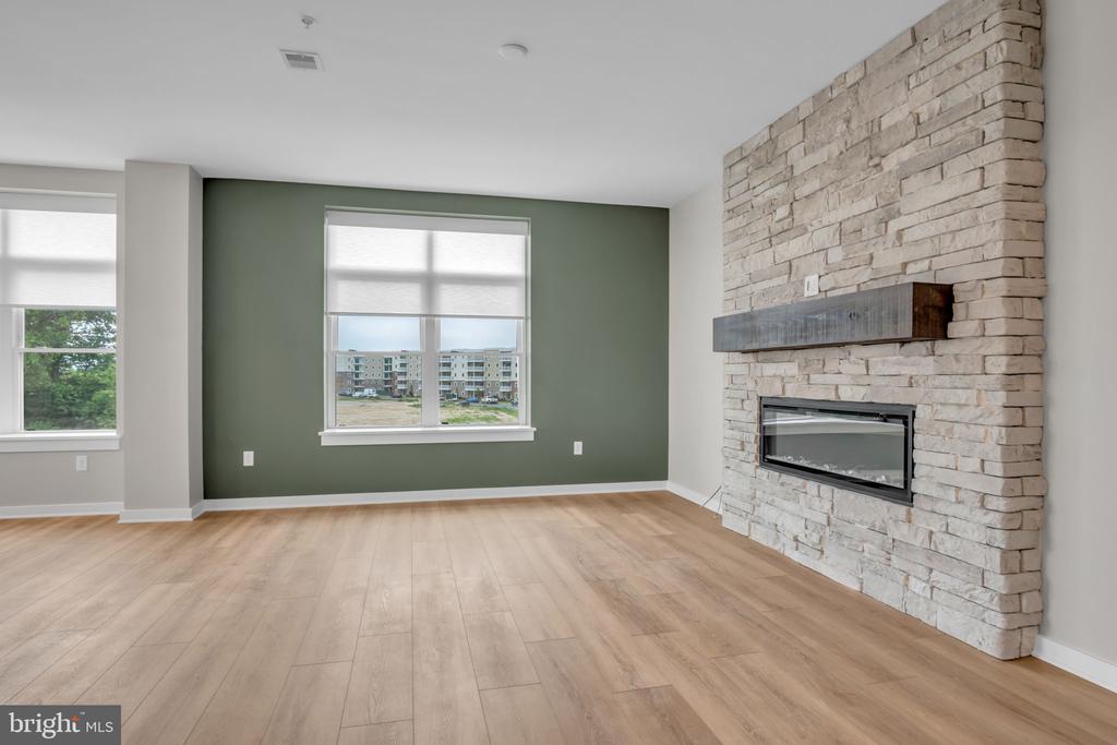 117 BLACKFORD BOULEVARD 204