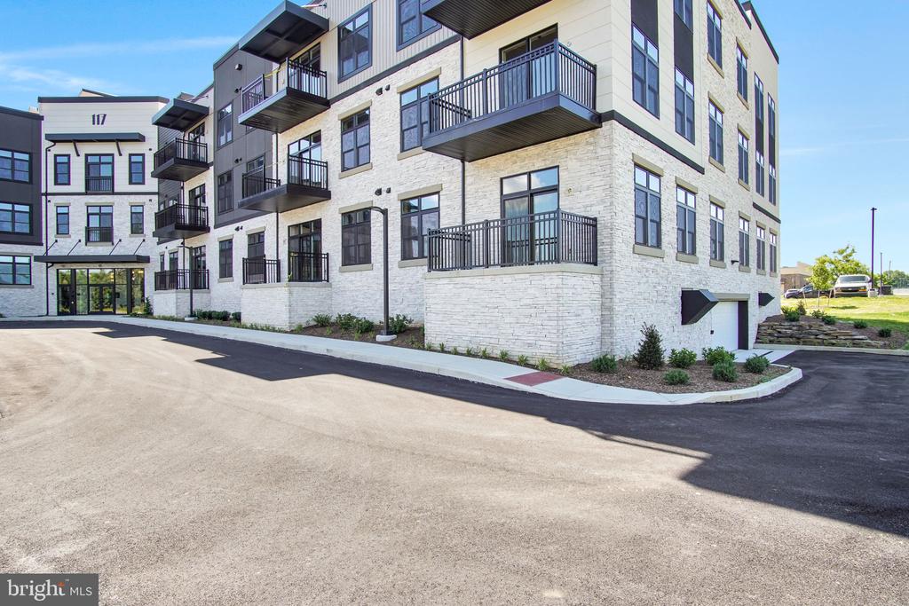 117 BLACKFORD BOULEVARD 312