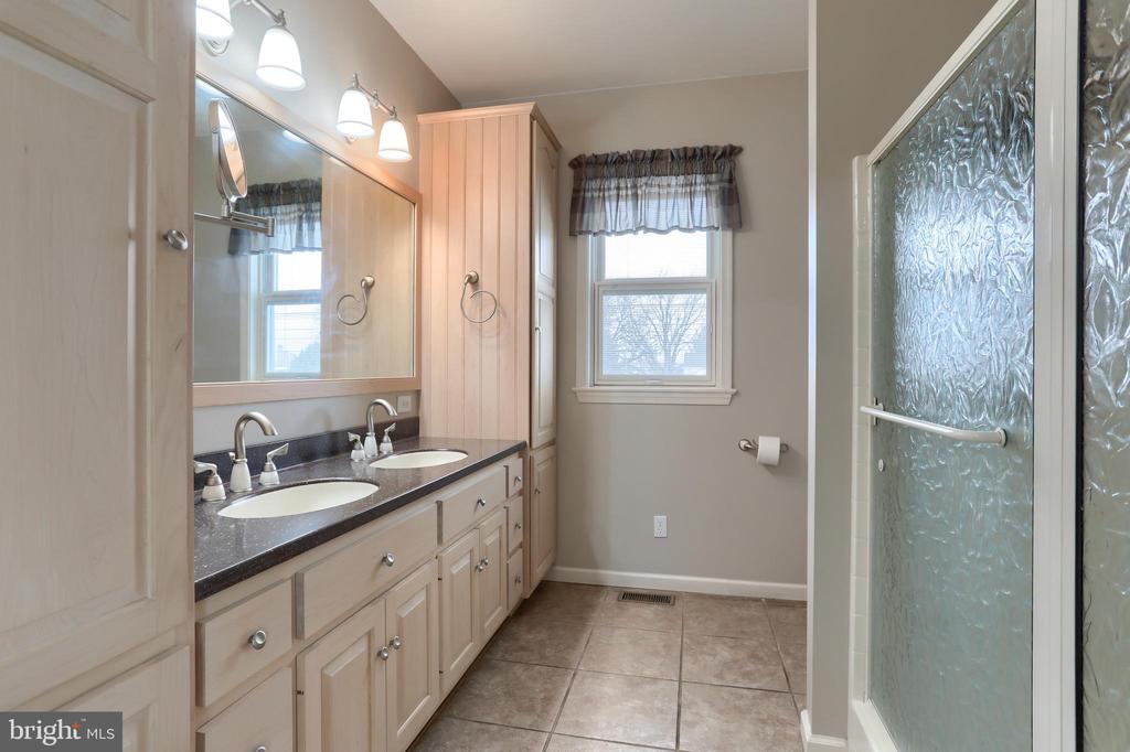 116 N MINE RD L-0002